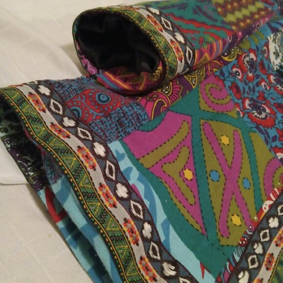 Vintage quilted cardigan for women - Ethnic style - Floral print - Long sleeves - Picture 7 of 16